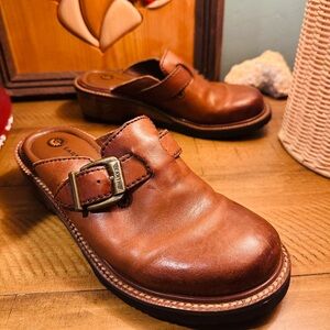 Earth Pine Tan Leather Slip-On Loafers/Mules Size 7